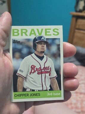 Topps Braves Baseball Card - White & Green